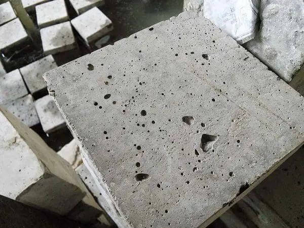5 lỗi khi đầm bê tông khiến bề mặt bị rỗ, nứt