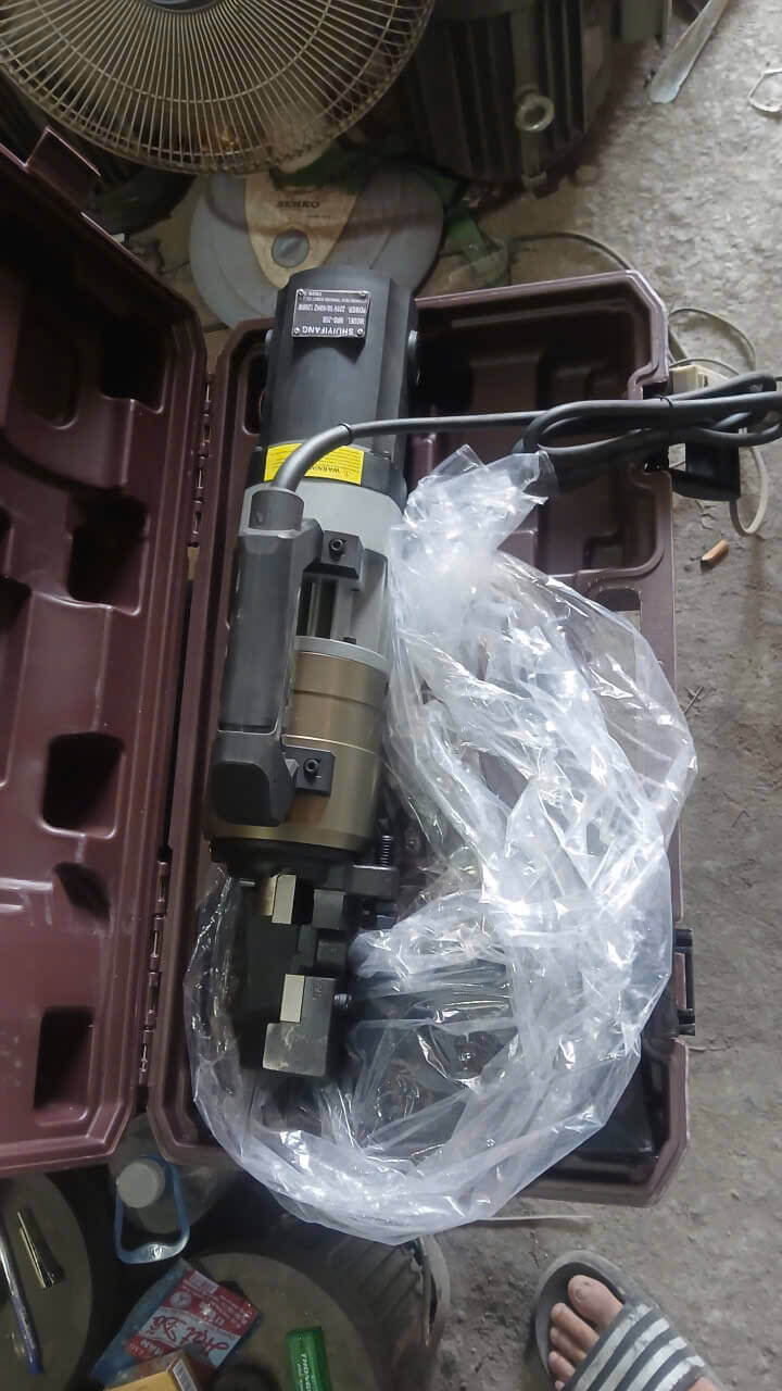 Máy cắt sắt RC25 giá bao nhiêu